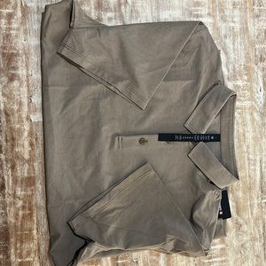 New with tags men’s evolution polo, Oxford, Lululemon
